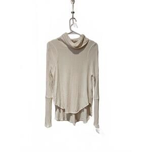 We The Free By Free People Women's white Thermal waffle Cowl Neck Top Size XS